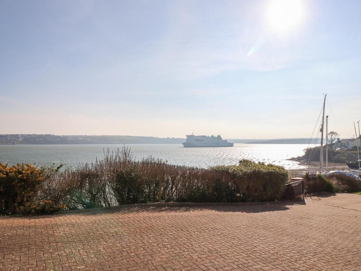 Oakdene Villa Milford Haven Exteriör bild